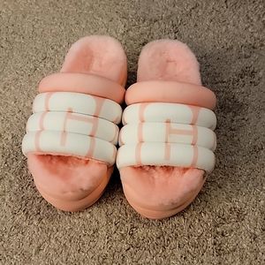 Ugg pink slipper